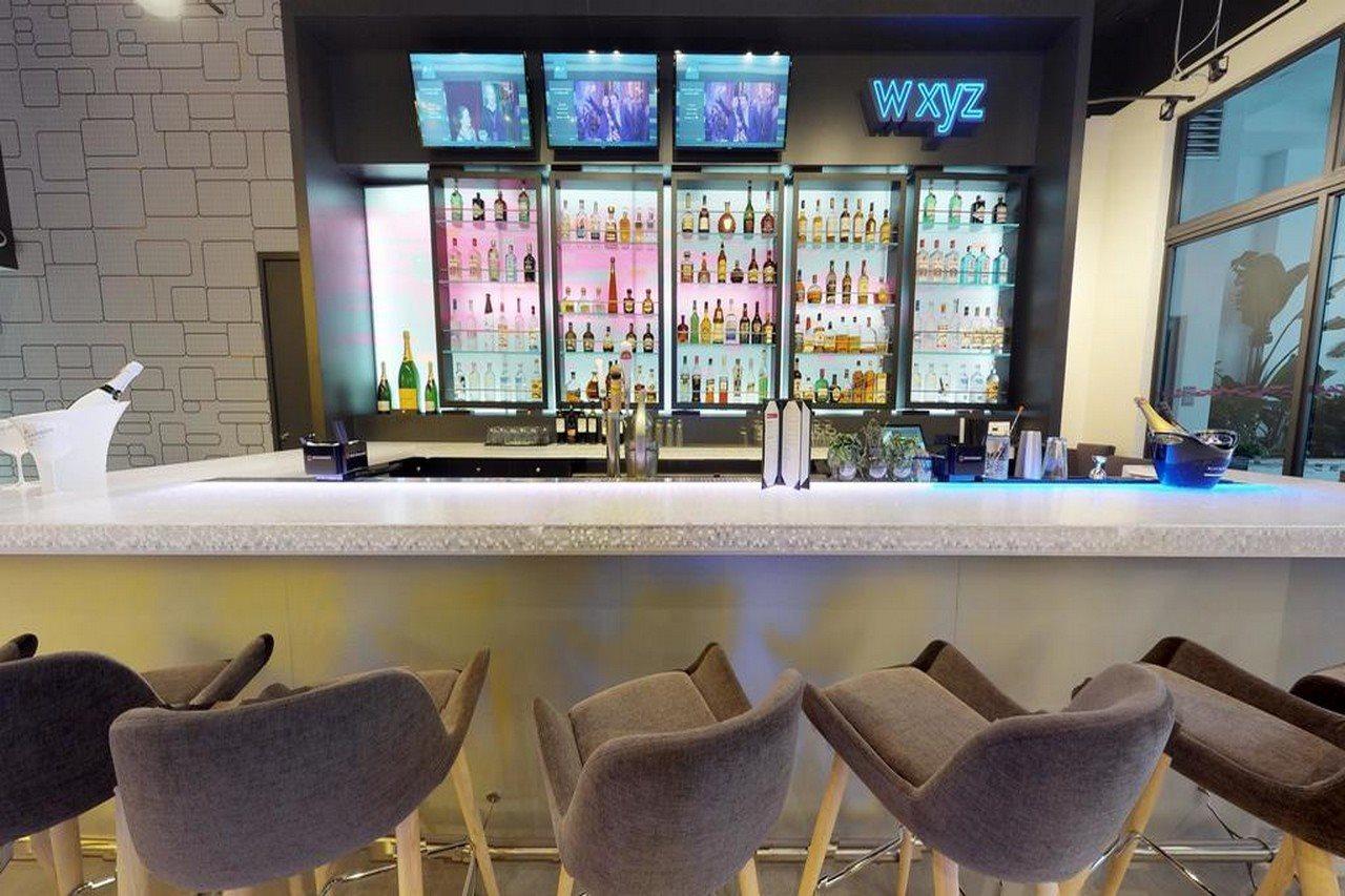 Aloft Coral Gables Hotel Exterior photo