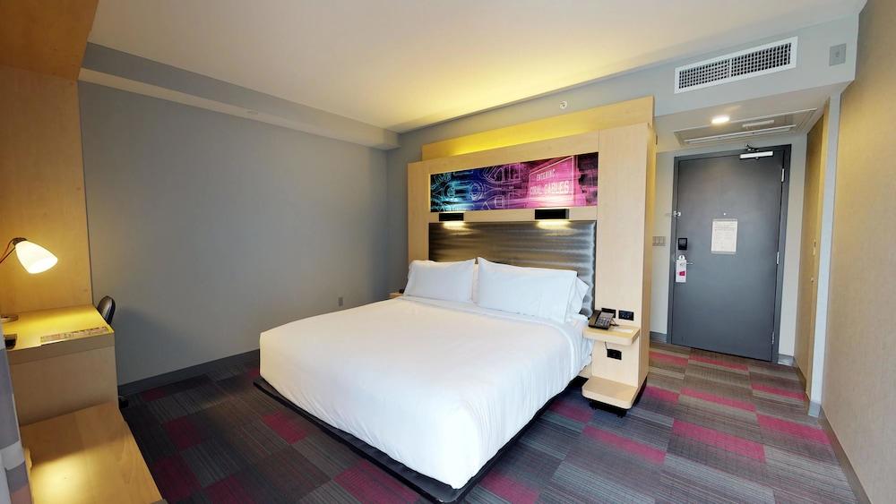 Aloft Coral Gables Hotel Exterior photo