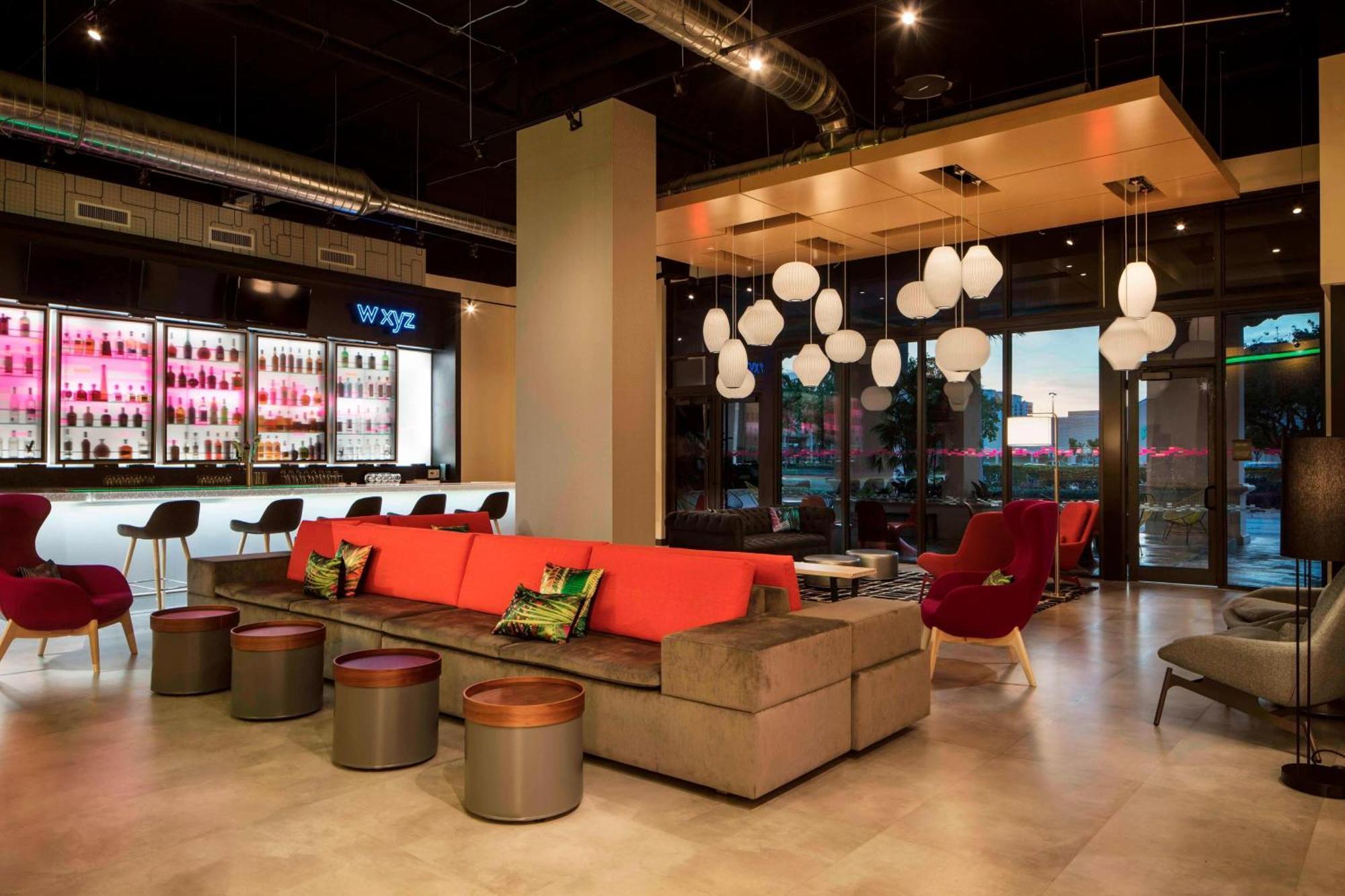 Aloft Coral Gables Hotel Exterior photo
