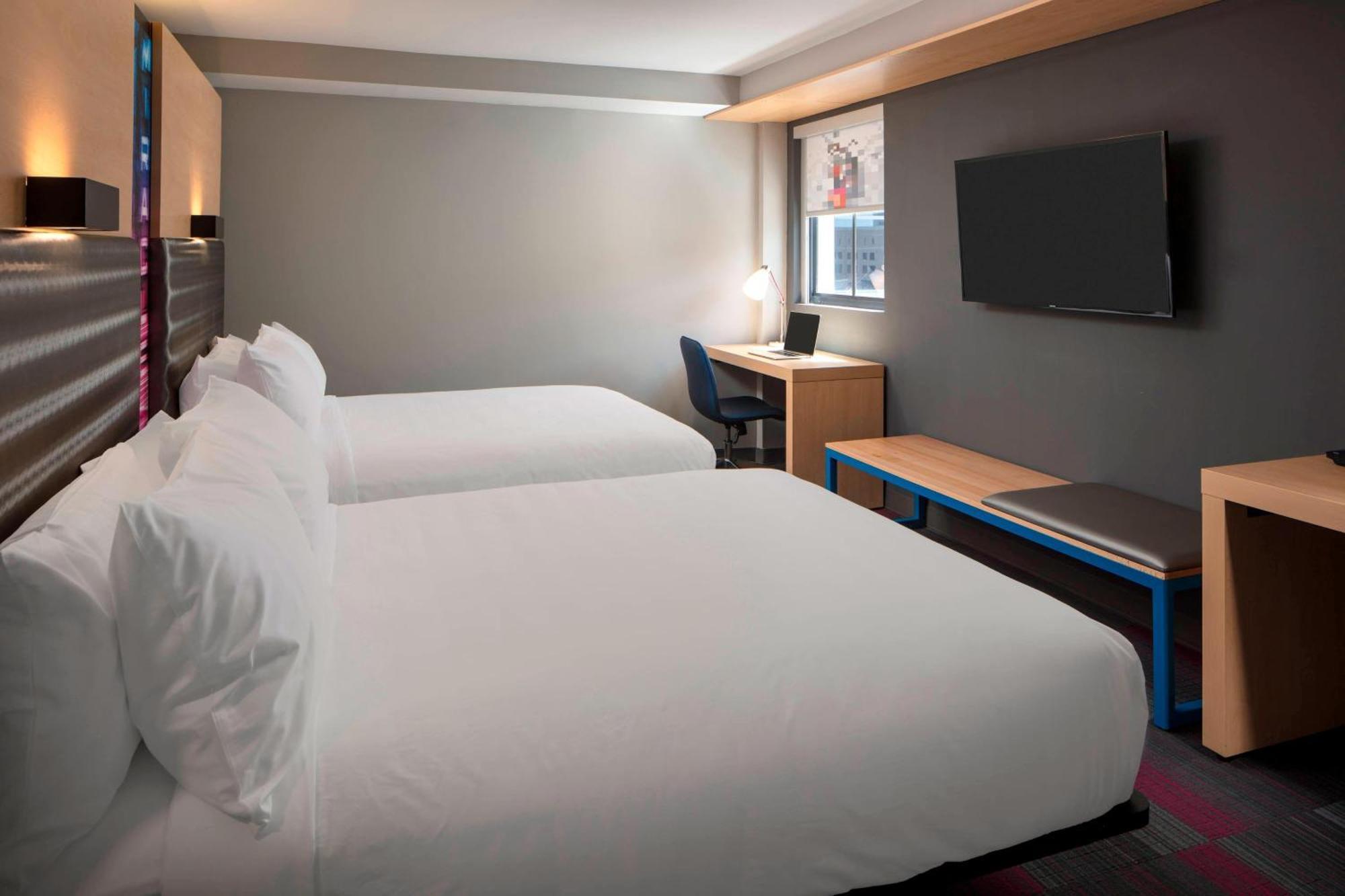 Aloft Coral Gables Hotel Exterior photo