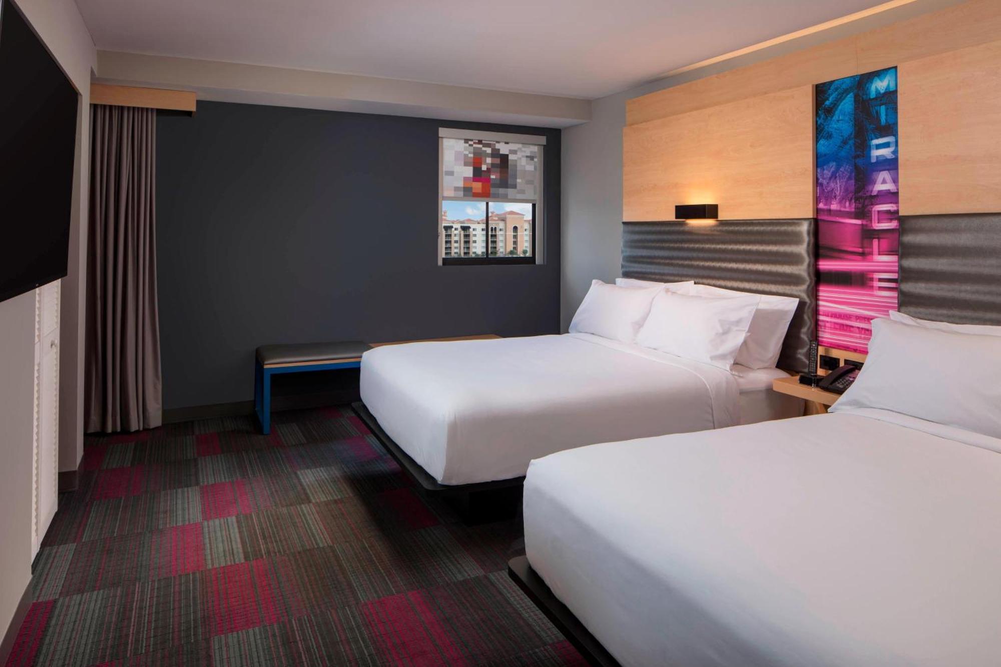 Aloft Coral Gables Hotel Exterior photo