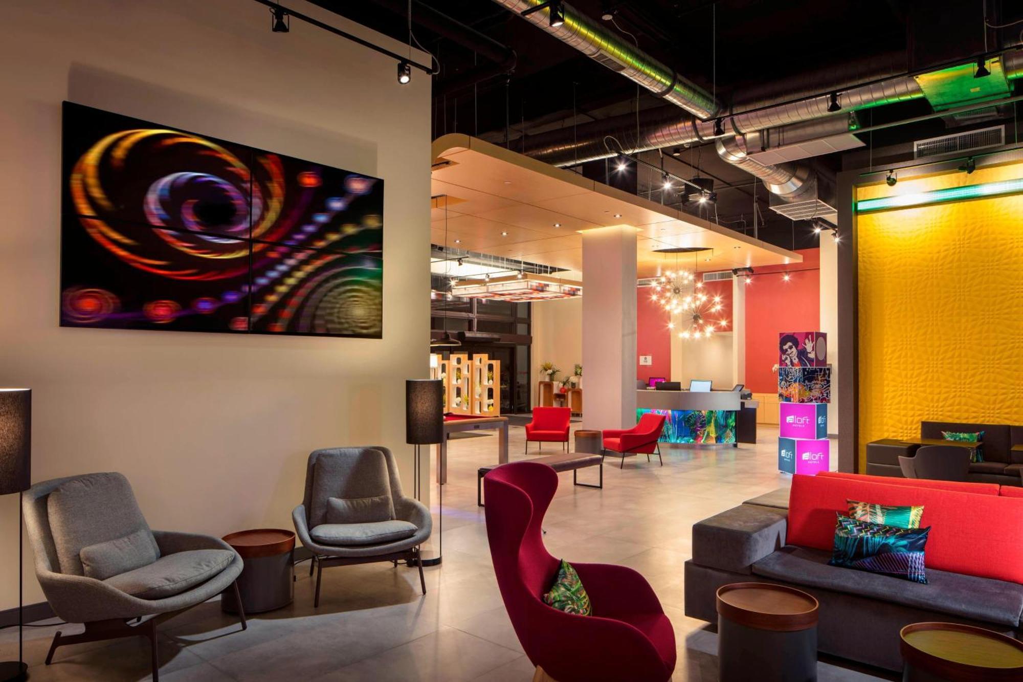 Aloft Coral Gables Hotel Exterior photo